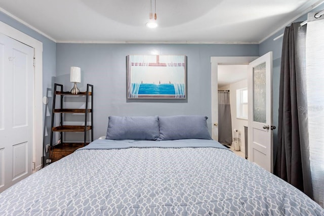 945 8th St N, Saint Petersburg, FL 33712 - bedroom featuring ornamental molding