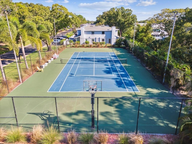 5729 Calais Blvd N Unit 6, Saint Petersburg, FL 33714 - view of tennis court with fence