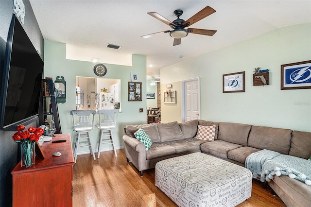 35229 Janine Dr, Zephyrhills, FL 33541 - photo 6