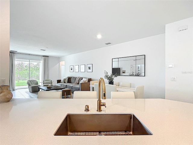 800 Reggie Rd, Winter Haven, FL 33884 - view of living area