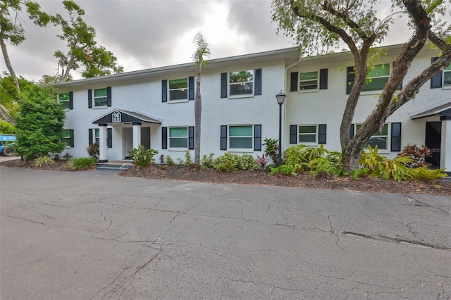 13125 Wilcox Rd Unit 16202, Largo, FL 33774 - townhome / multi-family property with stucco siding