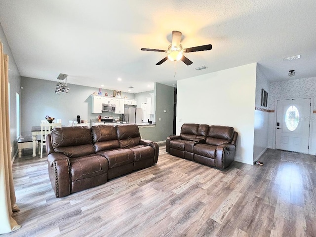 37230 Poinsettia Ave, Dade City, FL 33525 - photo 19