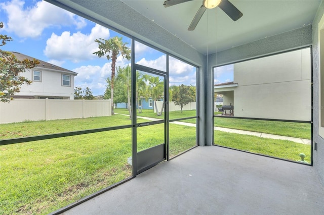 1028 Oliveto Verdi Ct, Brandon, FL 33511 - unfurnished sunroom with ceiling fan