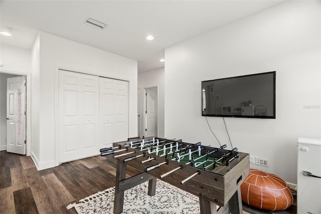1844 Odiorne Point Ln, Wesley Chapel, FL 33543 - recreation room featuring wood finished floors, baseboards, and recessed lighting
