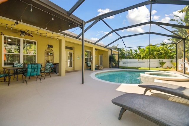 1116 Hillandale Reserve Dr, Tampa, FL 33613 - view of pool featuring a patio, an in-ground hot tub, ceiling fan, and a lanai