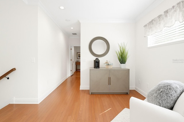 2936 W Knights Ave Unit A, Tampa, FL 33611 - hall featuring ornamental molding, light wood-style flooring, recessed lighting, and baseboards