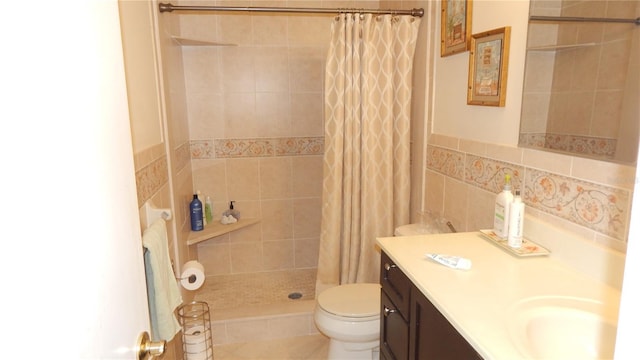 4744 Azalea Dr Unit 203B, New Port Richey, FL 34652 - bathroom featuring vanity, tiled shower, and toilet