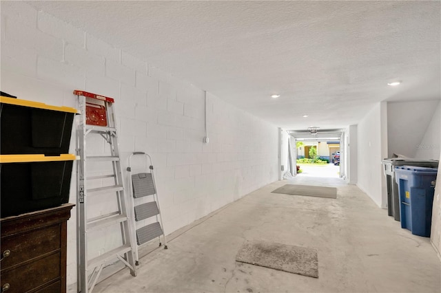 842 Tennyson Mill Cir, Tampa, FL 33619 - garage with concrete block wall