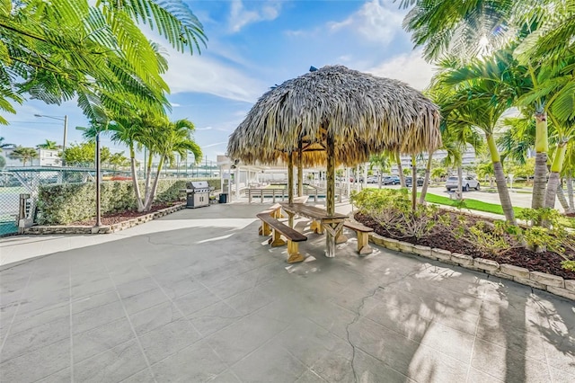 6020 S Shore Blvd Unit 709, Gulfport, FL 33707 - view of property's community
