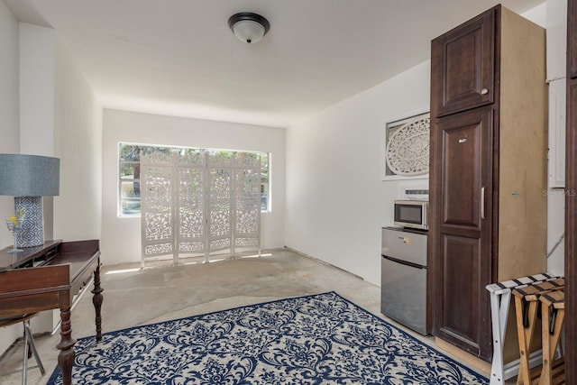 314 Bath St, Tarpon Springs, FL 34689 - view of hallway