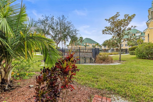 6319 Sunset Bay Cir, Apollo Beach, FL 33572 - view of yard featuring a residential view