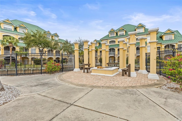 6319 Sunset Bay Cir, Apollo Beach, FL 33572 - view of home's community featuring fence
