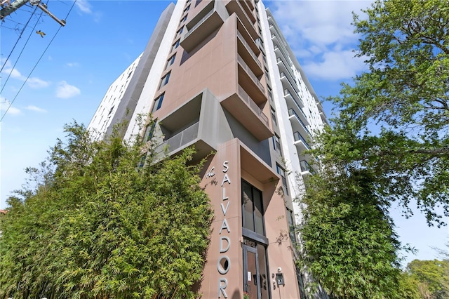 199 Dali Blvd Unit 2, Saint Petersburg, FL 33701 - view of apartment building / complex