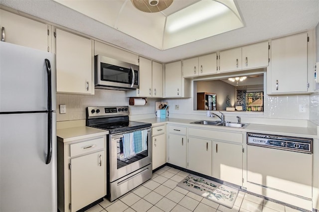 3055 Casa Del Sol Cir Unit 202, Clearwater, FL 33761 - photo 8