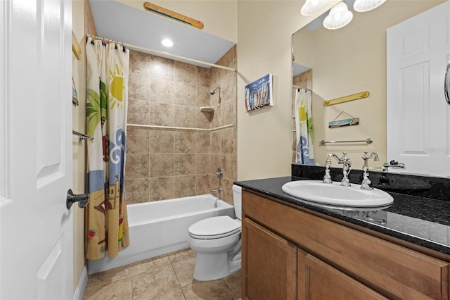 4515 W Leona St, Tampa, FL 33629 - full bath featuring vanity, shower / tub combo, and tile patterned floors
