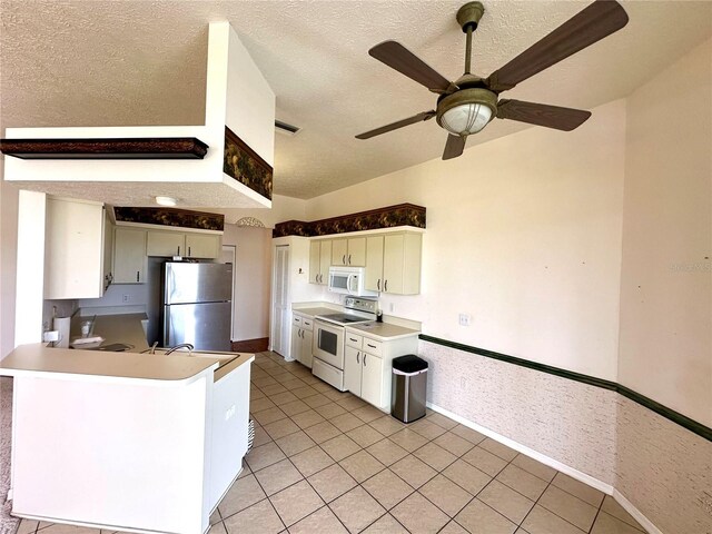 10806 Brookhaven Dr, New Port Richey, FL 34654 - photo 11