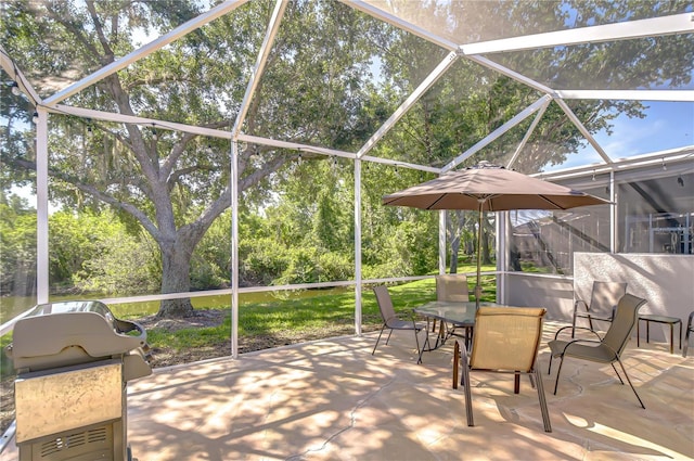 6030 Sandhill Ridge Dr, Lithia, FL 33547 - sunroom featuring outdoor dining area