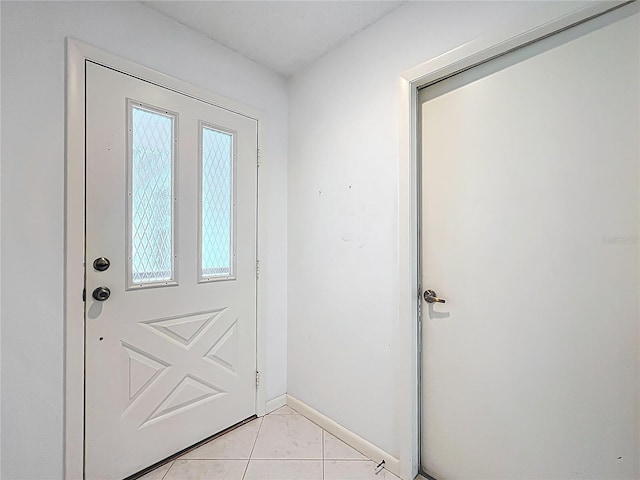 3328 S Whitechappel Pt, Inverness, FL 34452 - entryway with baseboards