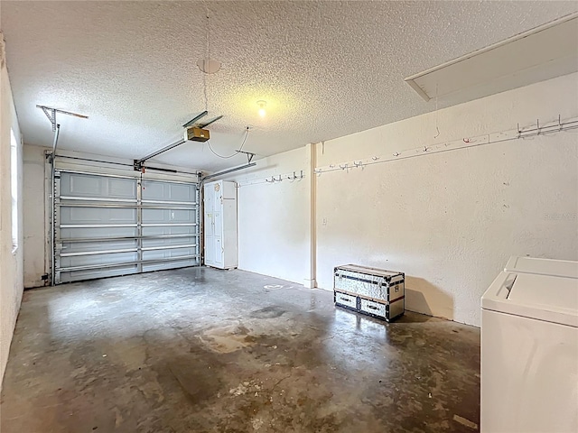 3328 S Whitechappel Pt, Inverness, FL 34452 - garage featuring washer and dryer and a garage door opener