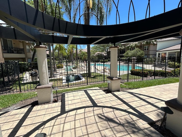 622 Seascape Way, Tampa, FL 33602 - view of community featuring fence and a pool