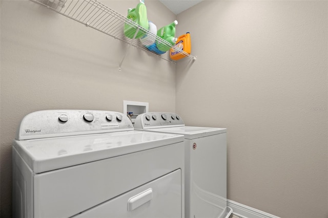 1520 W Fig St, Tampa, FL 33606 - clothes washing area featuring washer and clothes dryer