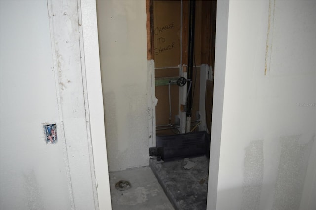 420 Moorings Cove Dr Unit 420, Tarpon Springs, FL 34689 - view of corridor
