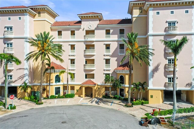 205 Brightwater Dr Unit 101, Clearwater Beach, FL 33767 - photo 2
