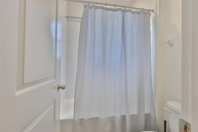 11924 Brighton Knoll Loop, Riverview, FL 33579 - full bathroom with shower / bath combo and toilet