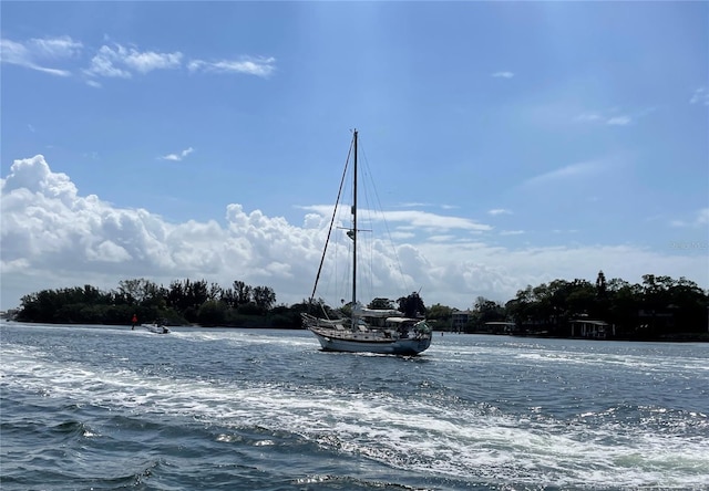 764 W Bayshore Dr, Tarpon Springs, FL 34689 - view of home's community with a water view