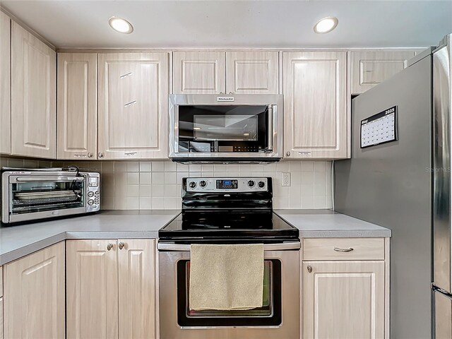 2742 Sea Pines Cir E, Clearwater, FL 33761 - photo 12