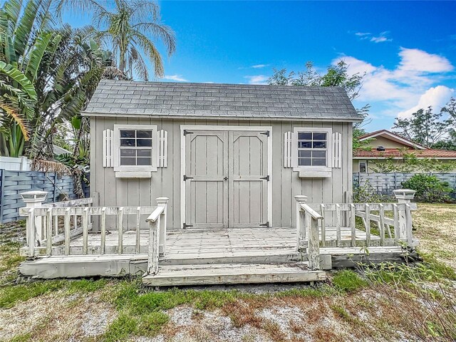 2742 Sea Pines Cir E, Clearwater, FL 33761 - photo 45