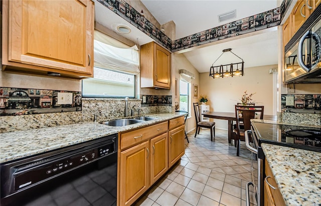 699 Merlins Ct, Tarpon Springs, FL 34689 - photo 23