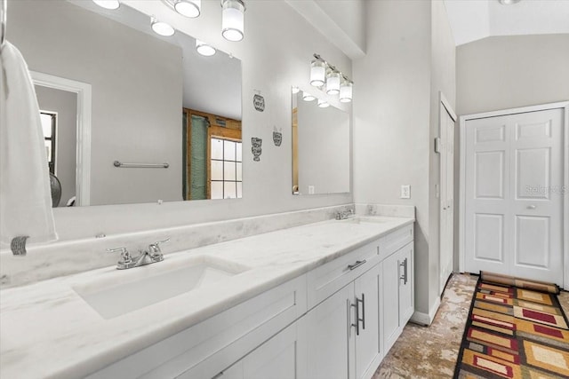 11207 Donneymoor Dr, Riverview, FL 33569 - full bathroom with double vanity