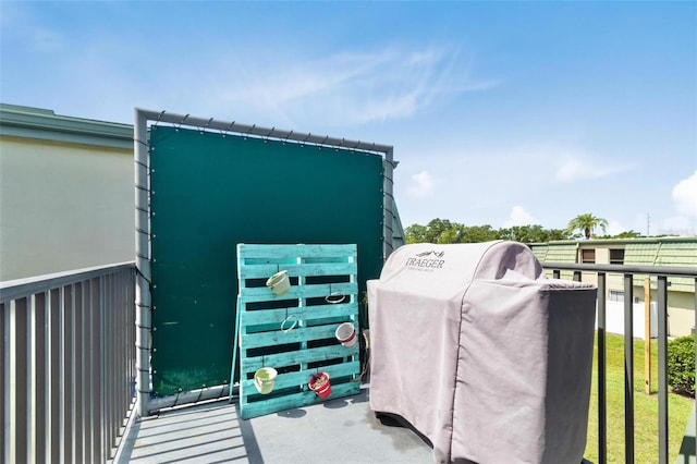 1799 N Highland Ave Unit 180, Clearwater, FL 33755 - balcony featuring grilling area