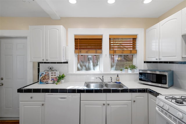 132 21st Ave S, Saint Petersburg, FL 33705 - photo 18