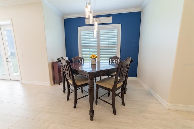 2484 SW 33rd Cir, Okeechobee, FL 34974 - dining area with crown molding and baseboards