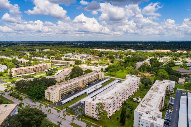 view of urban area featuring apartment complex / building