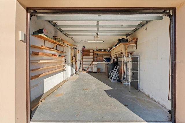 5108 Commonwealth Rd, Palmetto, FL 34221 - view of garage