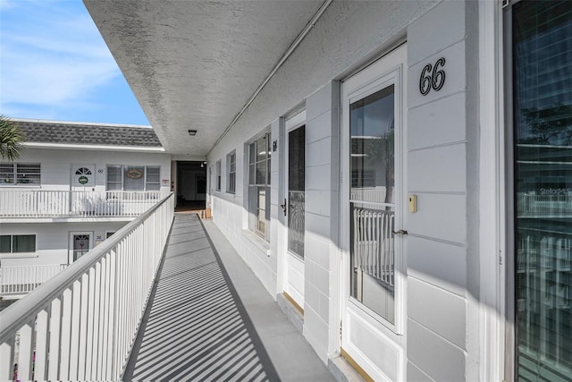 2002 Australia Way E Unit 66, Clearwater, FL 33763 - view of balcony
