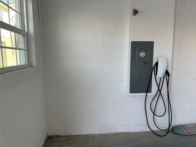 5270 Neil Dr, Saint Petersburg, FL 33714 - detailed view of concrete floors and electric panel