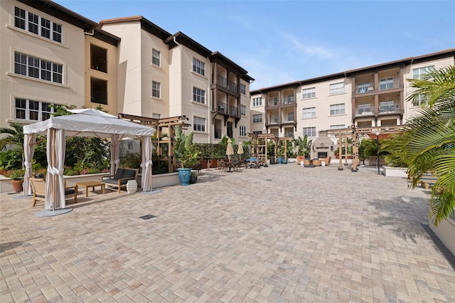 200 4th Ave S Unit 220, Saint Petersburg, FL 33701 - surrounding community with a gazebo