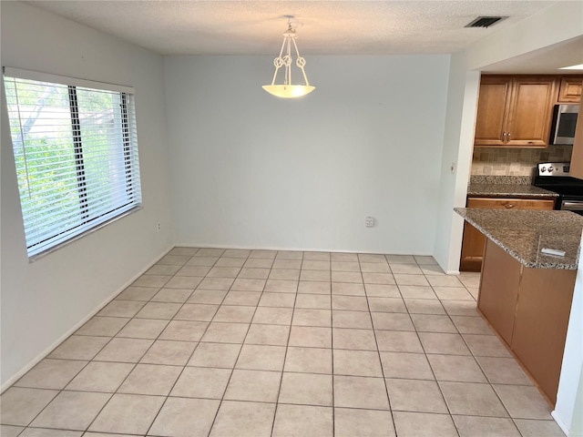 647 Fairmont Ave Unit C, Safety Harbor, FL 34695 - view of unfurnished dining area