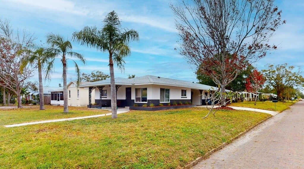 5601 Tangerine Ave S, Gulfport, FL 33707