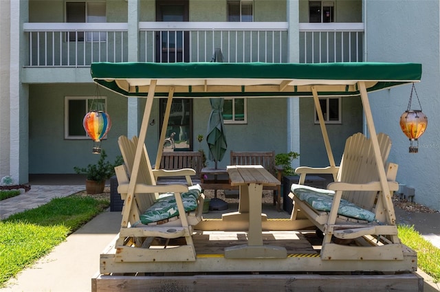 801 83rd Ave N Unit 209, Saint Petersburg, FL 33702 - view of patio