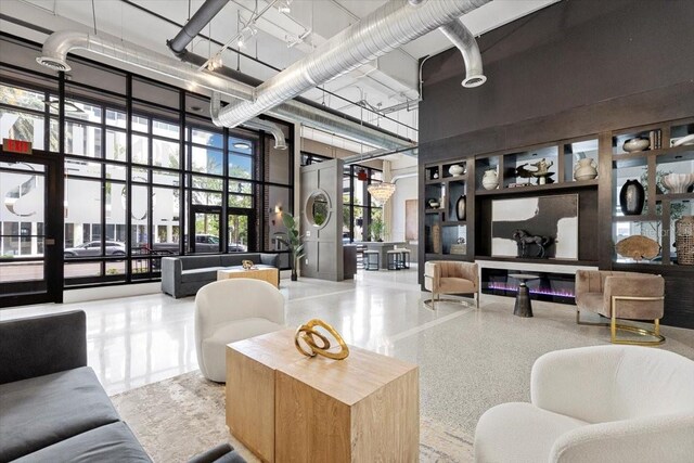 175 S 2nd St S Ph-16, Saint Petersburg, FL 33701 - lobby featuring a high ceiling and a wall of windows