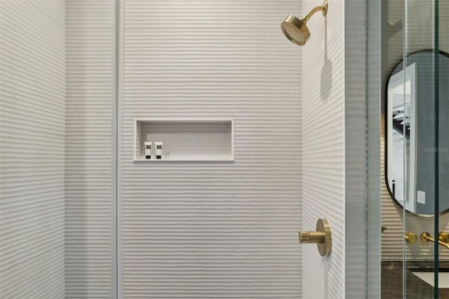 2902 S Beach Dr, Tampa, FL 33629 - bathroom view of a shower