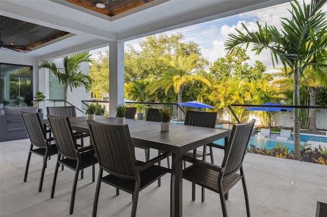2902 S Beach Dr, Tampa, FL 33629 - view of patio / terrace featuring ceiling fan, an outdoor pool, and outdoor dining space