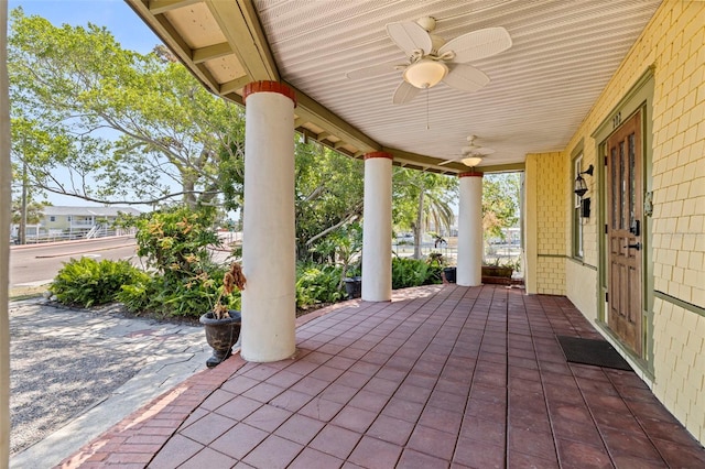 202 39th Ave S, Saint Petersburg, FL 33705 - photo 2