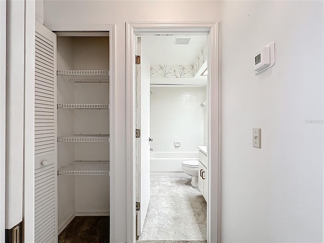 1556 Lynda Ln, Dunedin, FL 34698 - view of closet