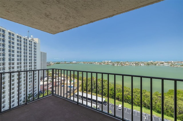 7050 Sunset Dr S Unit 1401, South Pasadena, FL 33707 - balcony with a water view